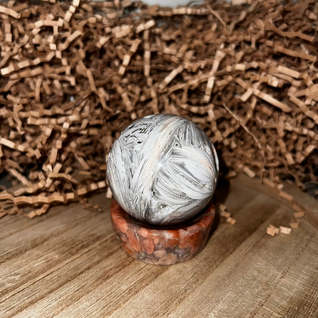 1000 Layer White Agate Sphere
