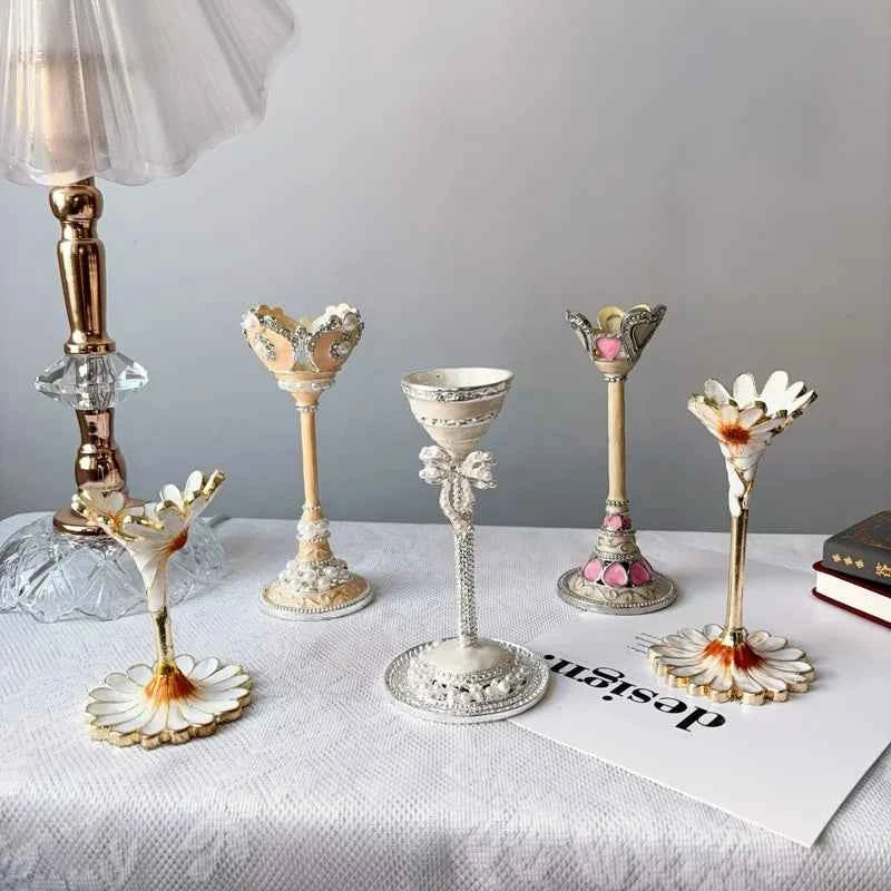 Footed Metal Crystal Ball Display Stand