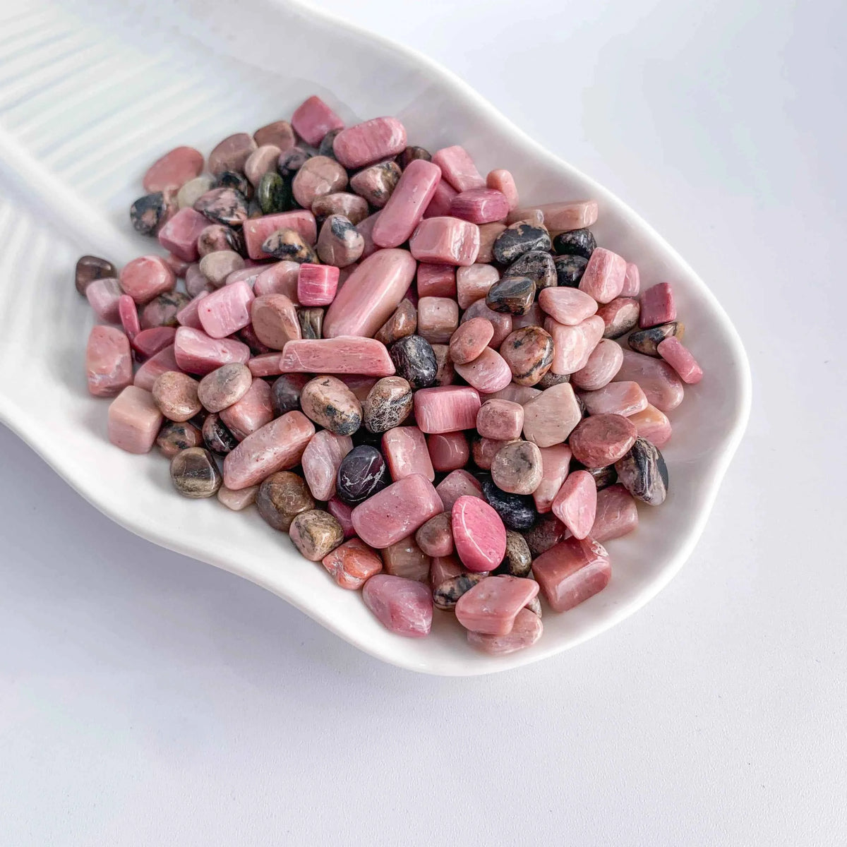 Natural 7–9mm gemstone crystal chips in assorted stone varieties
