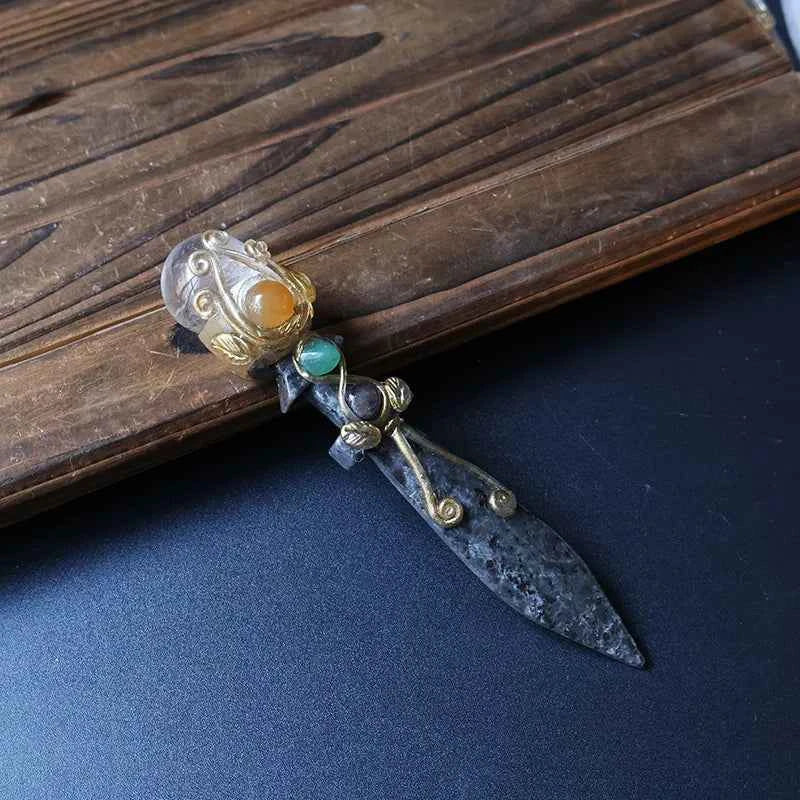 Natural Crystal Dirk Wand – Choose Your Stone