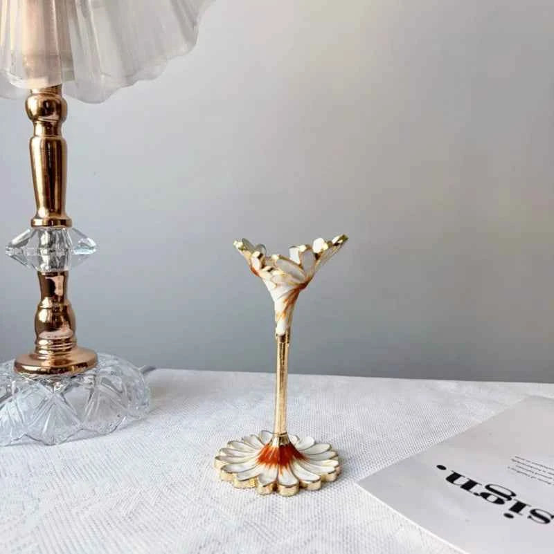Footed Metal Crystal Ball Display Stand