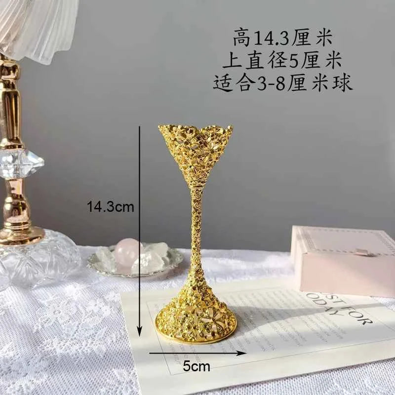 Footed Metal Crystal Ball Display Stand