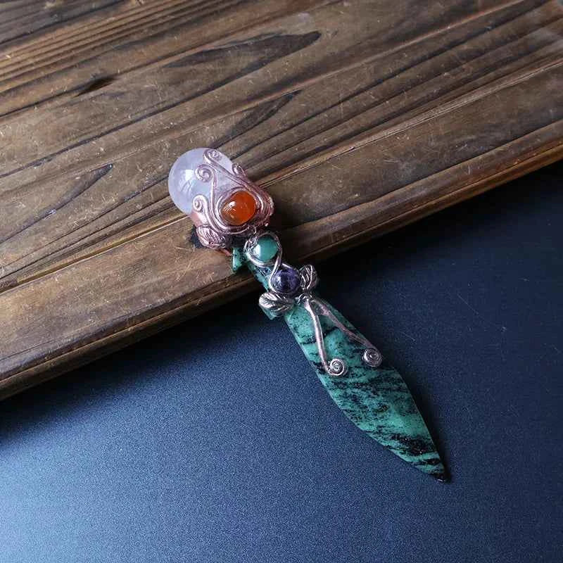 Natural Crystal Dirk Wand – Choose Your Stone